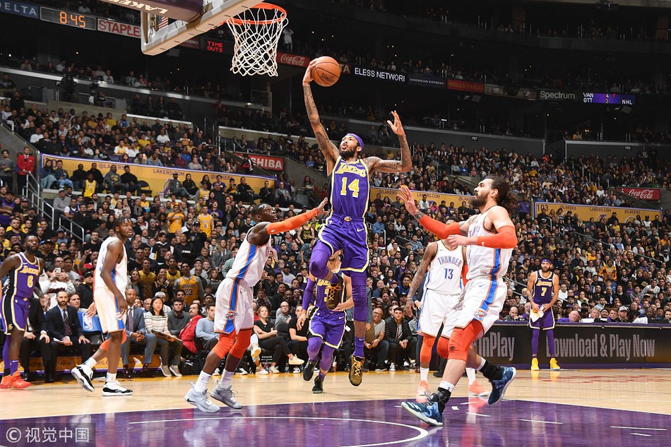 临赛季中锋 临赛季中锋