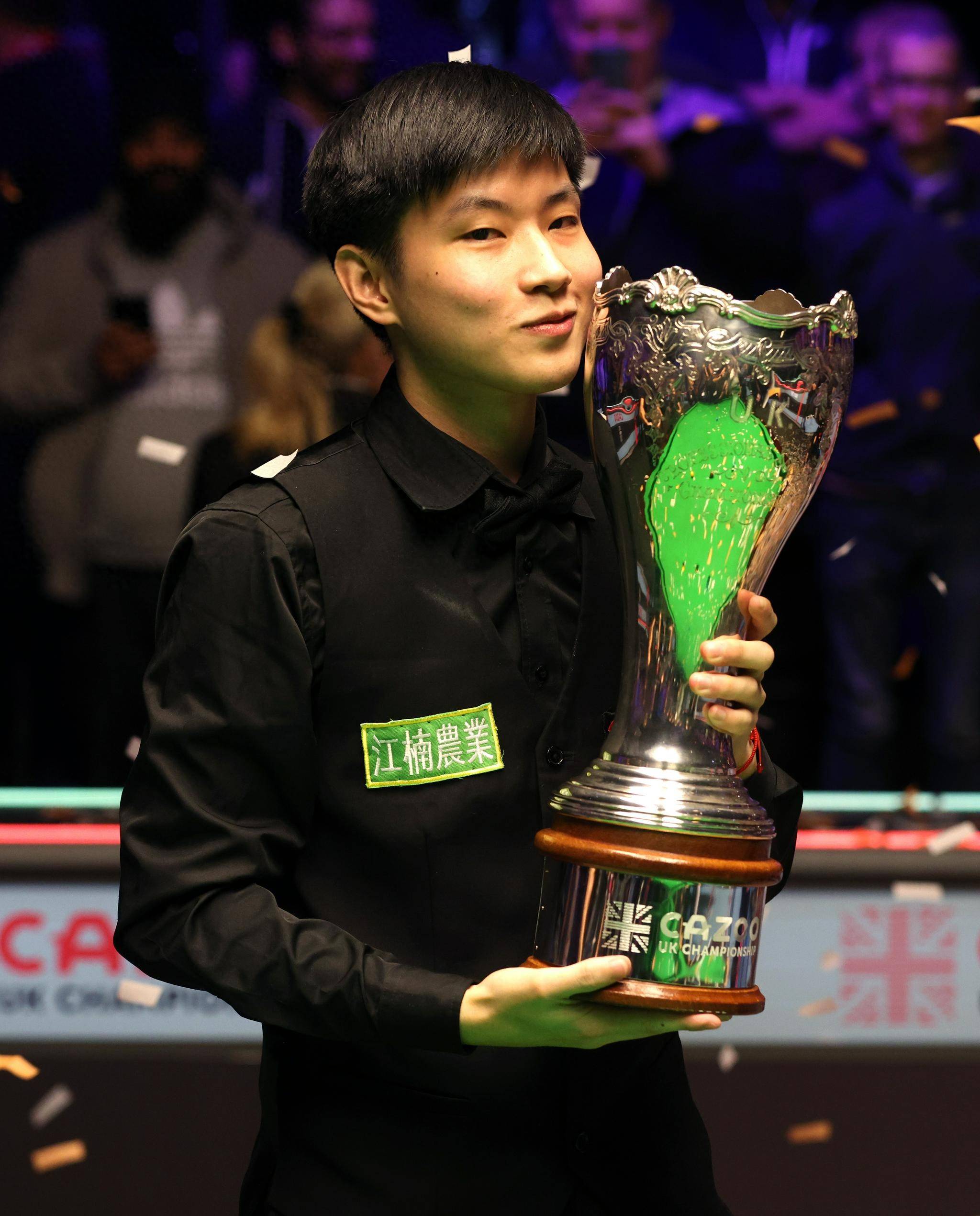 他的经历正 他的经历正