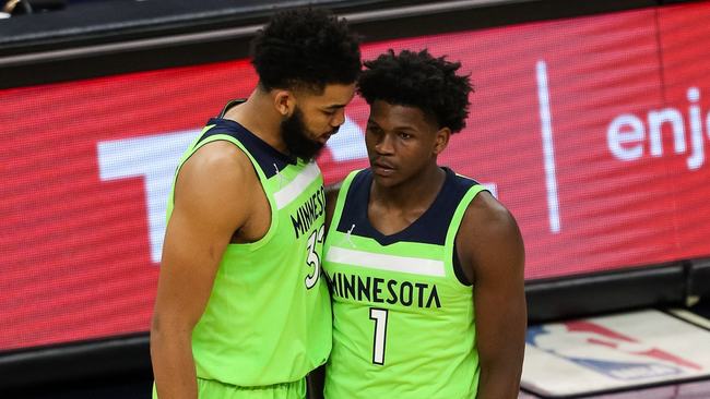 毛球事业中 毛球事业中